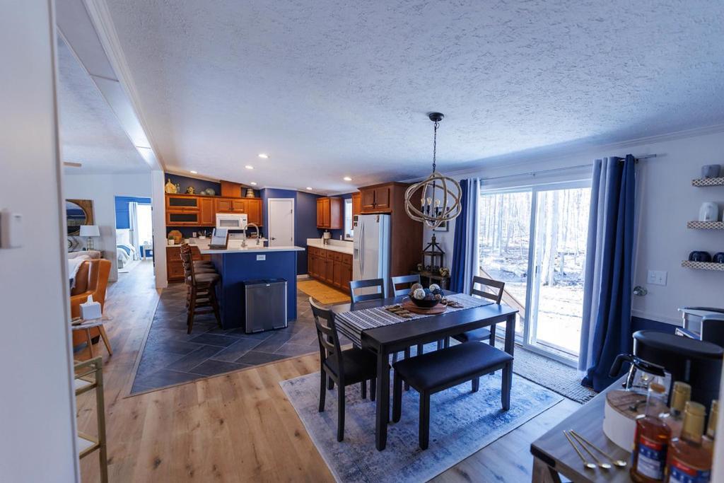 The Roost By Simple Life Rentals Baileys Harbor Exterior photo